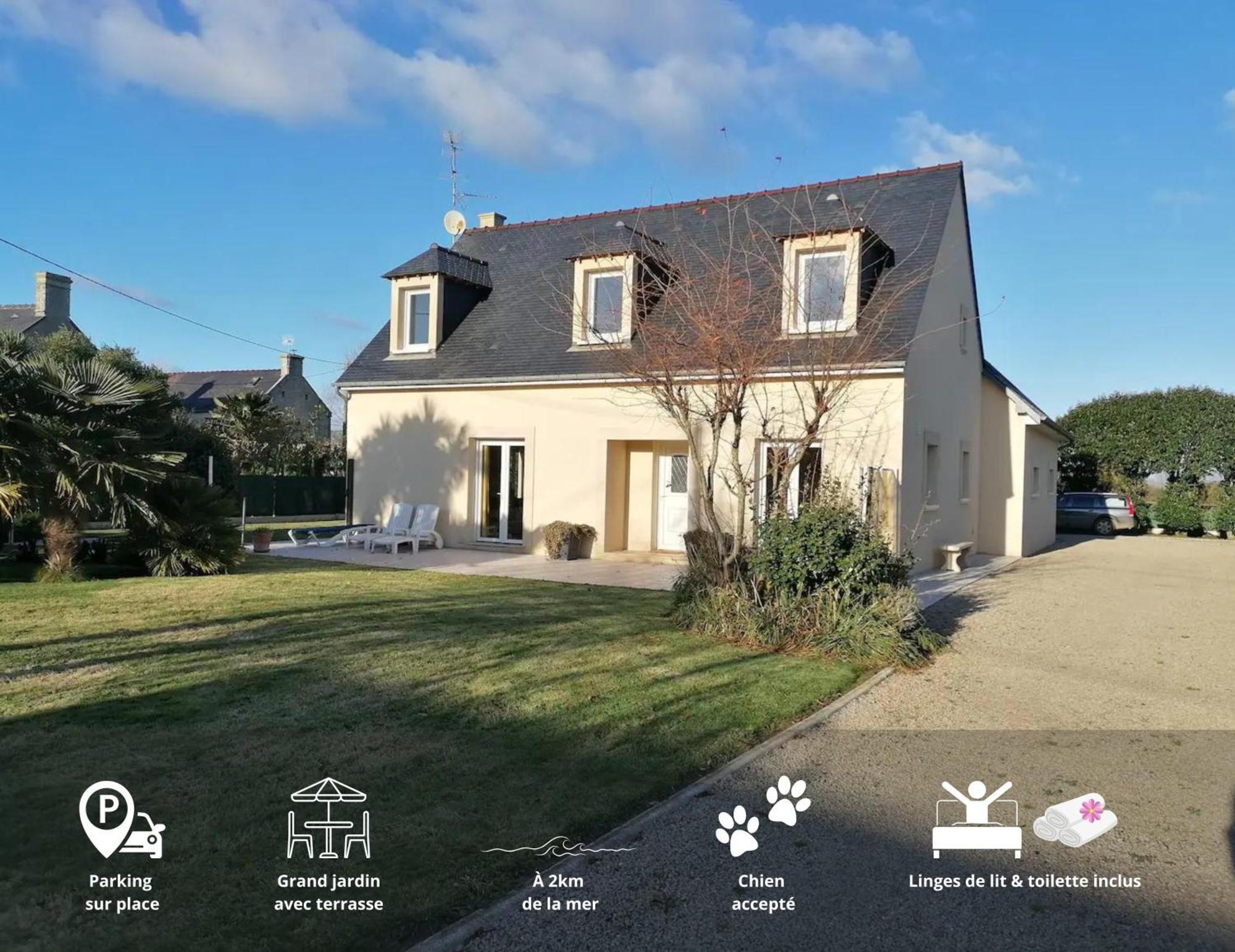 Maison Arromanches: Spacious 5-Bedroom with Garden, Near Beach Tracy-sur-Mer Exterior photo